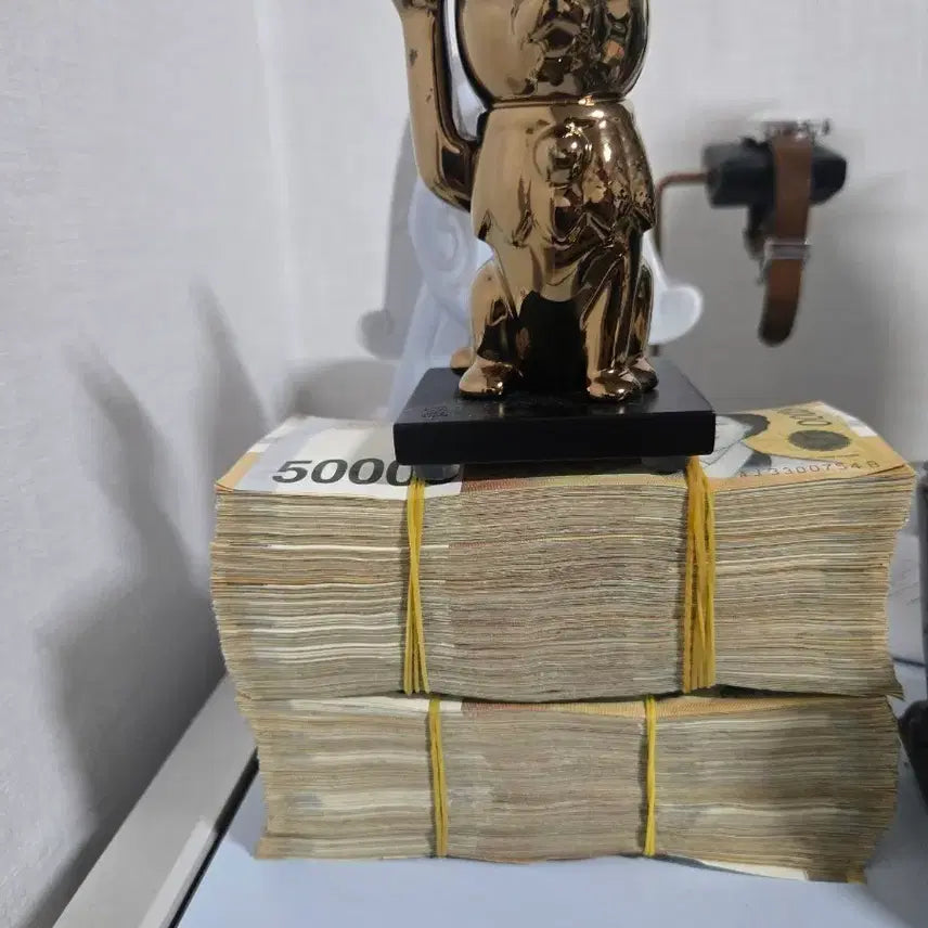 [BUNJANG] Golden Lucky Cat Figurine / 금색 복 고양이 오브제 야드로
