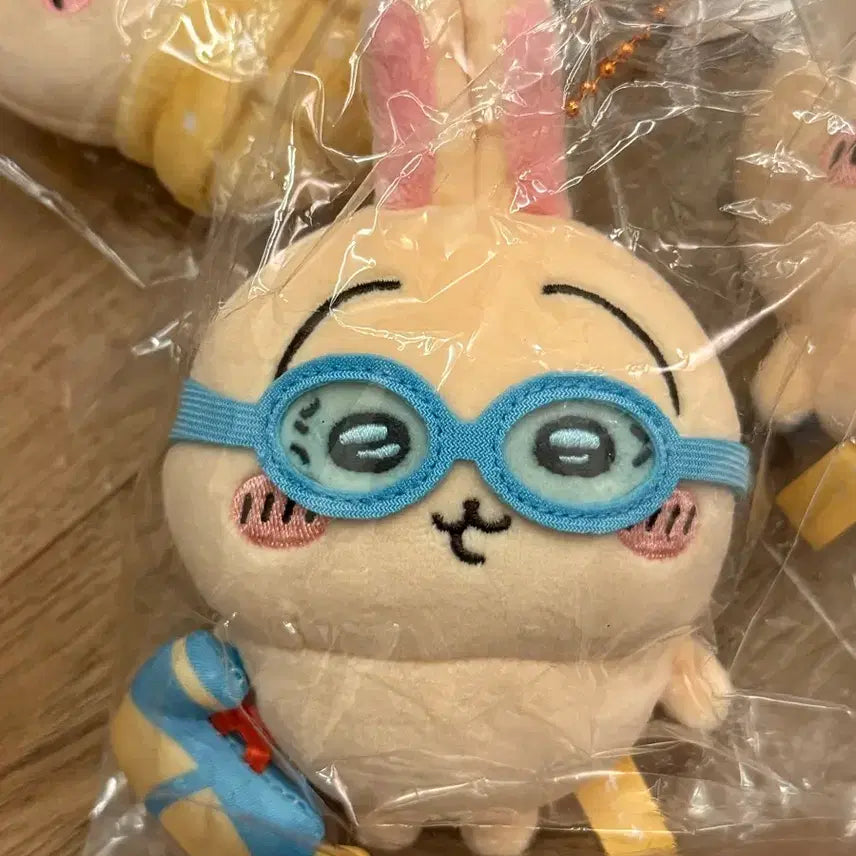 [BUNJANG] Chiikawa Water Gun Usagi Figure / 치이카와 물총 우사기 감스트우사기 판매합니다
