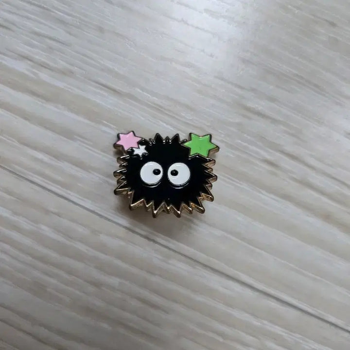 [BUNJANG] Studio Ghibli Dust Sprite Star Candy Badge / 스튜디오 지브리 별사탕 먼지 뱃지