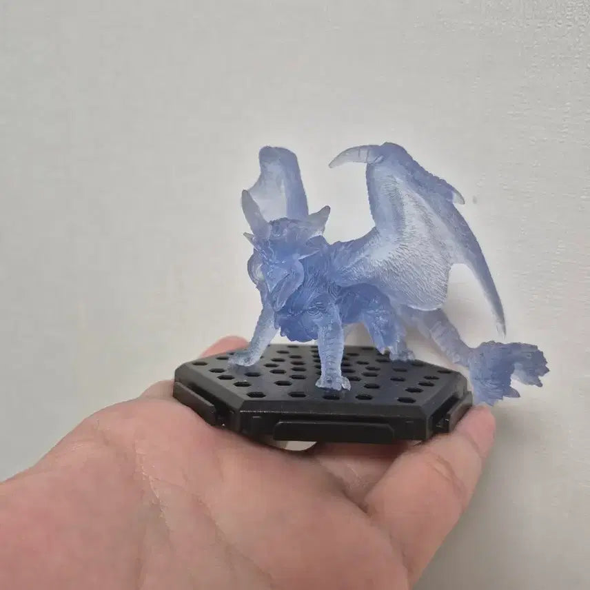 [BUNJANG] Monster Hunter Clear Nargacuga Figure / 몬스터헌터 클리어 나나 피규어