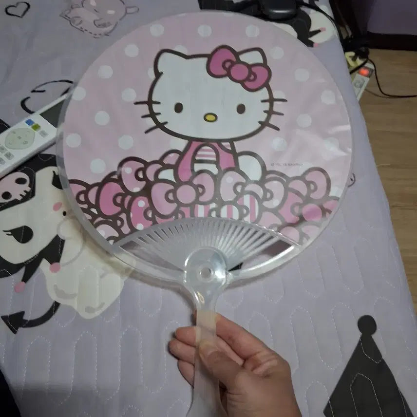 [BUNJANG] Sanrio Hello Kitty Fan (Classic 2018) / 고전2018))헬로키티 부채