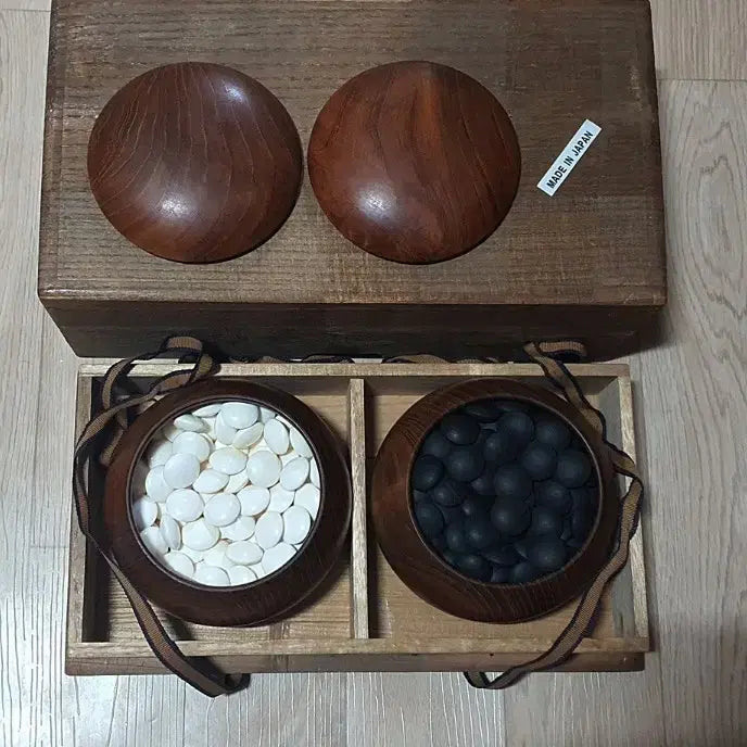 [BUNJANG] Japanese "Clam Shell" Baduk Stones (38mm) - High Grade / (가격확다운)(대합조개) 일본산 최상급 38호