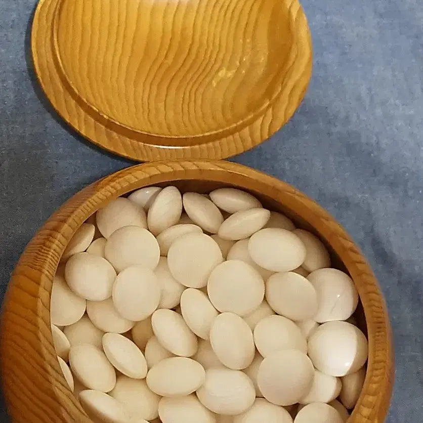 [BUNJANG] Japanese "Clam Shell" Baduk Stones (38mm) - High Grade / (가격확다운)(대합조개) 일본산 최상급 38호
