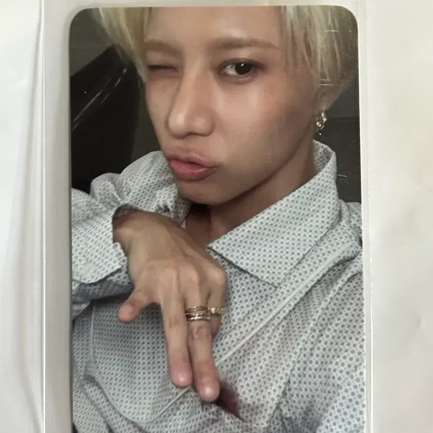 [BUNJANG] Taemin Official Lightstick V2 Photocard / 태민 응원봉 v2 포토카드 포카