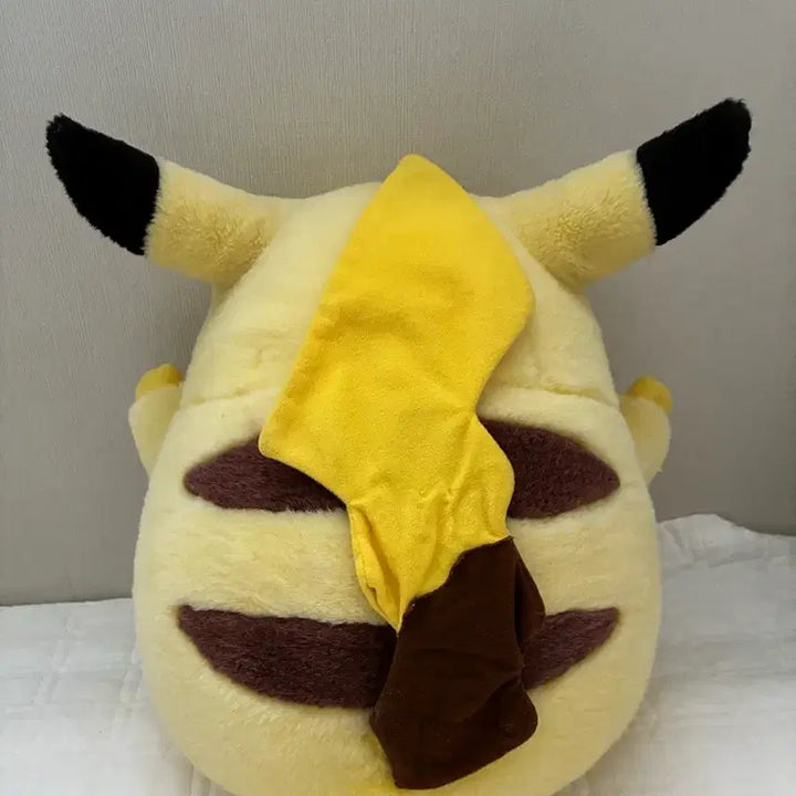 [BUNJANG] Pokemon Pikachu "Fatchu" Large Plush / 포켓몬 피카츄 뚱카츄 대형 인형