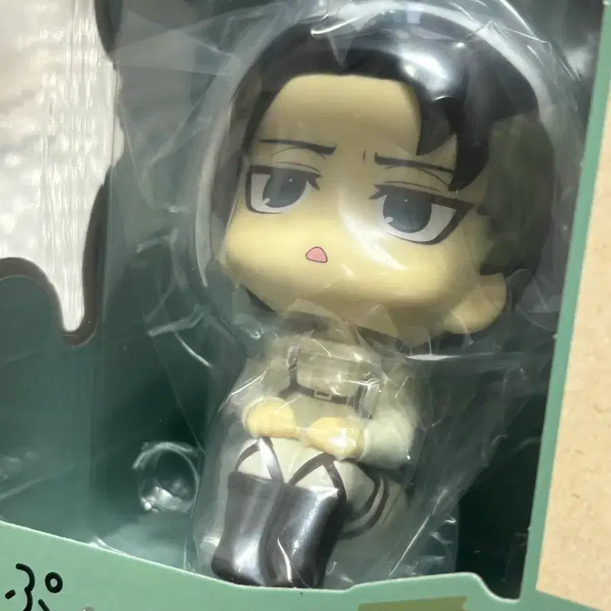 [BUNJANG] Levi Cleaning Look-up Figure / 리바이 청소 룩업 판매합니다