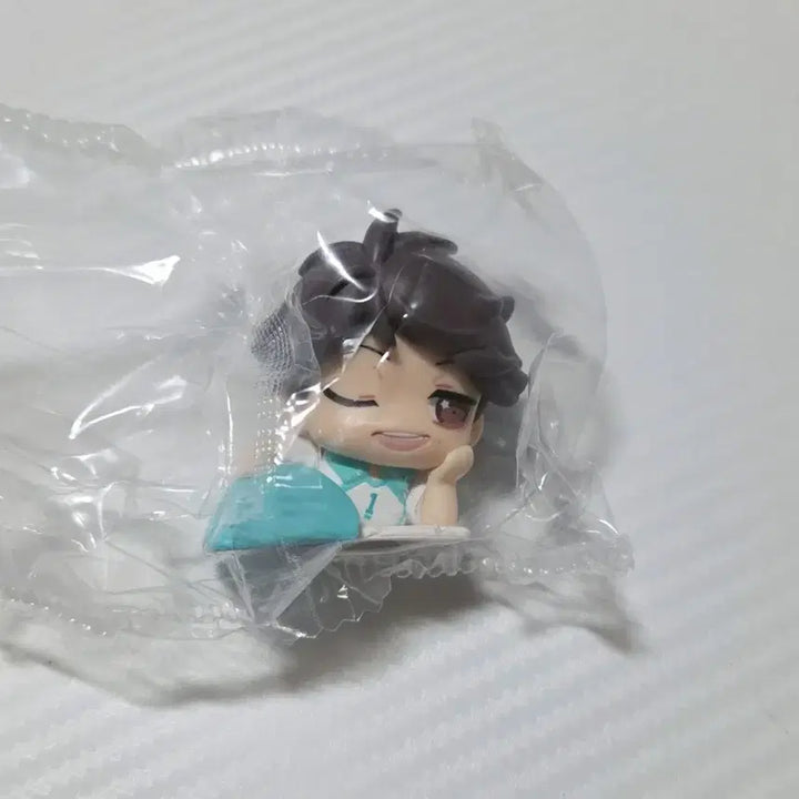 [BUNJANG] Haikyuu!! Oikawa Toru Gachapon Figure / 오이카와 가챠판매