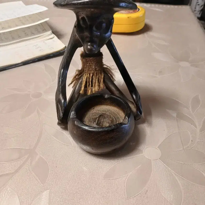 [BUNJANG] Vintage Wooden Figurine Ashtray / 나무 조각