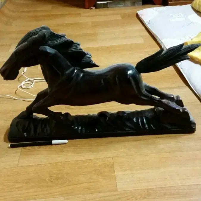 [BUNJANG] Wooden Horse Sculpture / 나무 말 조각