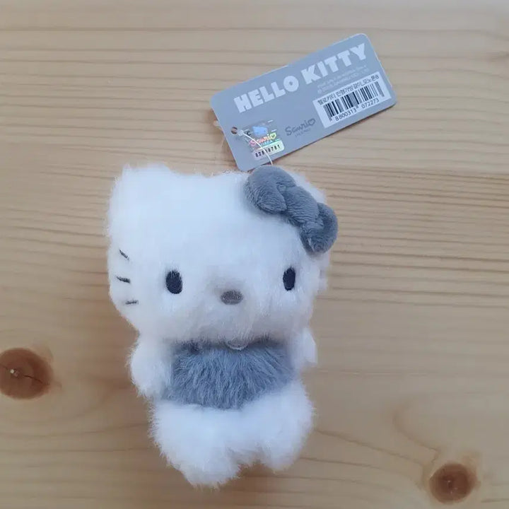 [BUNJANG] Sanrio Monotone Kitty Plush Charm New / 산리오 모노톤 키티 인형 키링 새상품