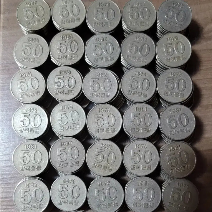 [BUNJANG] 1970s-1982 50 Won Coin Bundle Set (300 pcs) / 구도안 50원 1970년대~1982년 300개 일괄