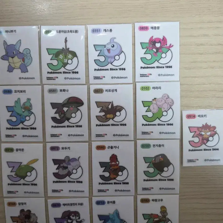 [BUNJANG] Pokemon 30th Anniversary Logo Sticker / 포켓몬 30주년 로고 띠부씰 판매