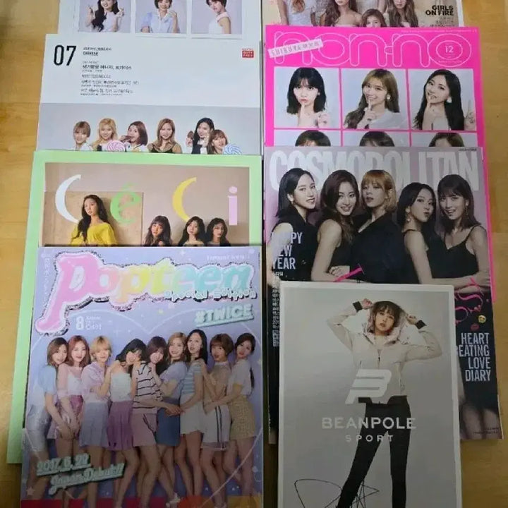 [BUNJANG] TWICE Magazine Pictorial Set Bundle Set / 트와이스 잡지 화보 세트 일괄