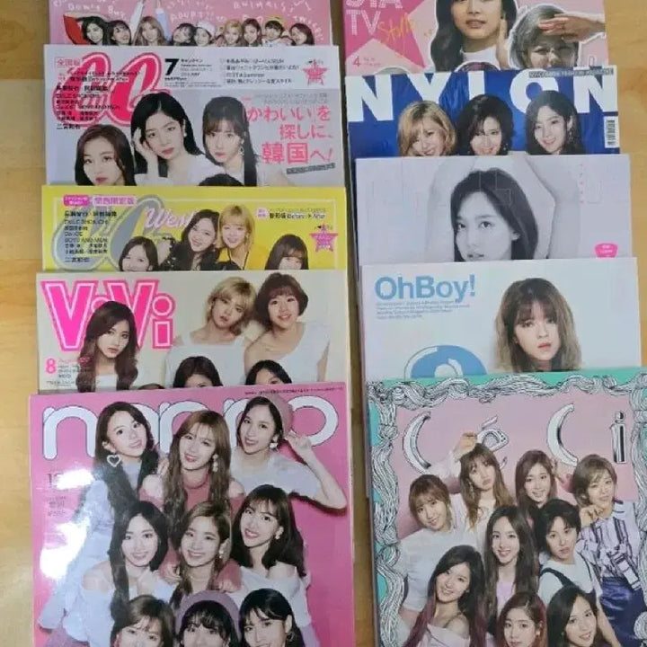 [BUNJANG] TWICE Magazine Pictorial Set Bundle Set / 트와이스 잡지 화보 세트 일괄
