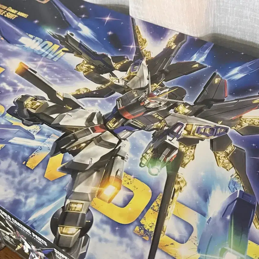 [BUNJANG] Bandai MG Strike Freedom Gundam Full Burst Mode / 새상품 : 반다이 MG 스트라이크 프리덤 건담 풀버스트 모드