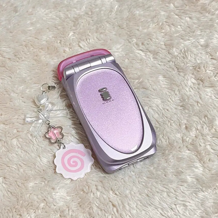 [BUNJANG] Classic Kitty Phone Docomo Japan Mockup Phone Y2K Folder Phone / [레어] 고전 키티폰 키티 목업폰 모형폰 도코모 일본 폴더폰 핸드폰 휴대폰 갸루폰 y2k docomo