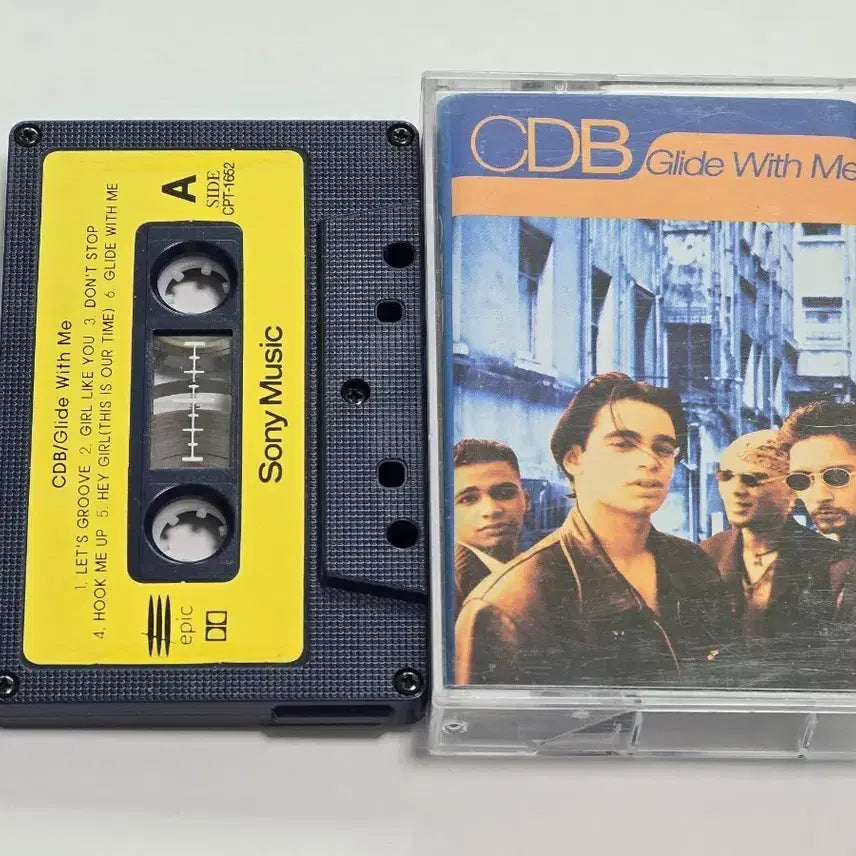 [BUNJANG] CDB Glide With Me 1995 Cassette Tape / CDB - Glide With Me (1995) 90년대 R&amp;B 명반 카세트