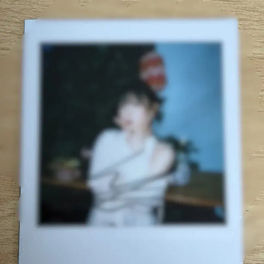 [BUNJANG] fromis_9 Lee Chaeyoung Concert Signed Polaroid / 프로미스나인 이채영 콘서트 싸폴 판매합니다