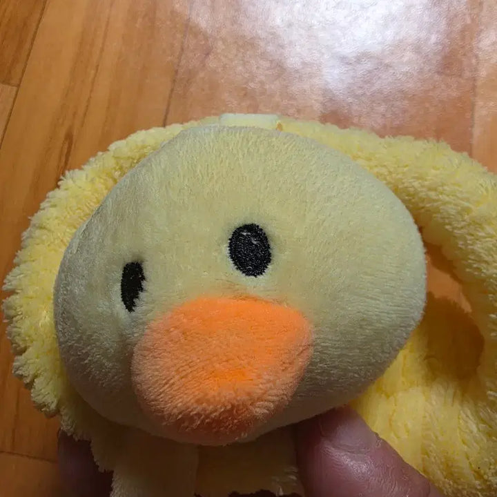 [BUNJANG] Yellow Duck Plush Cushion Doll / 노란 오리 쿠션 봉제인형