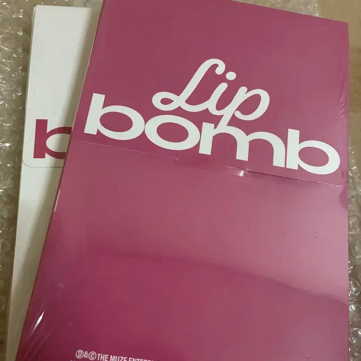 [BUNJANG] RE:CINE Lip Balm Album Set (Sealed) / 리센느 립밤 앨범 세트 미개봉