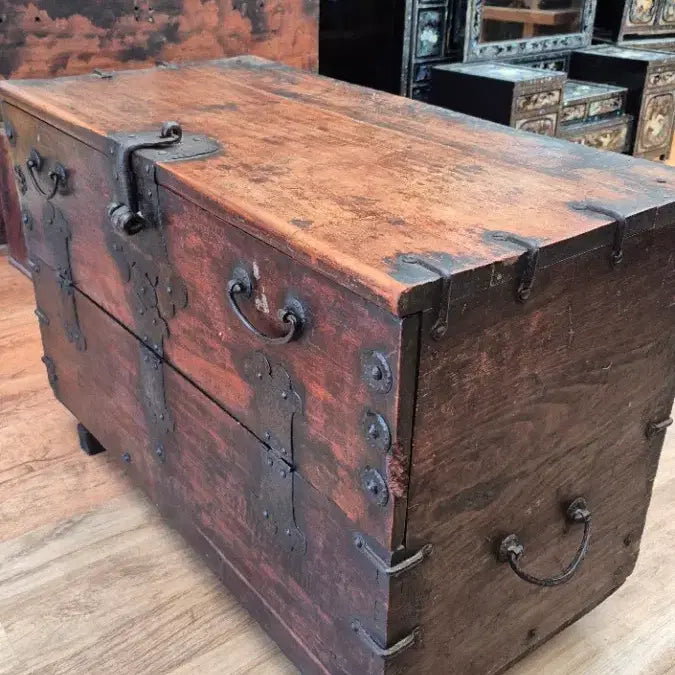 [BUNJANG] Antique Wooden Chest / 원목 알반닫이