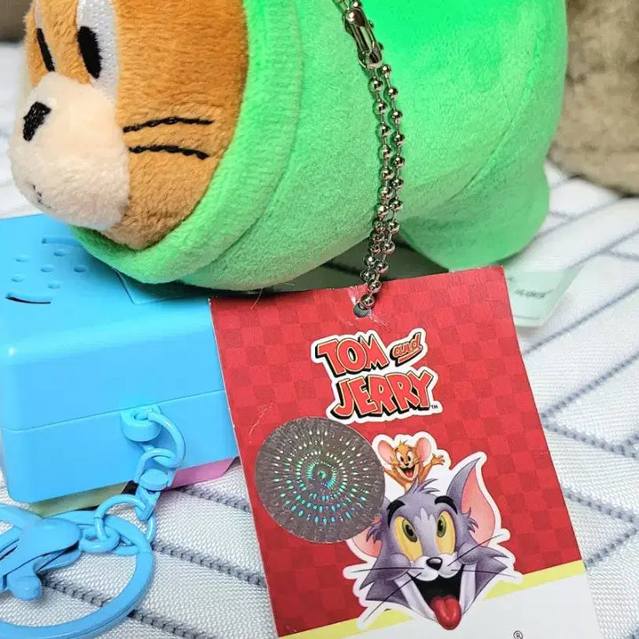 [BUNJANG] Ted 2 Graduation 35cm Doll + Panda Keycap Keyring + Tom and Jerry Keyring Doll (New) / TED2 졸업 테드 35cm 인형 + 판다 키캡 키링 + 톰과제리 키링인형 (새상품)