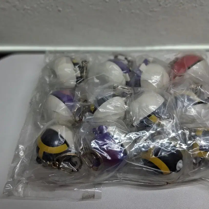 [BUNJANG] Tomy Pokemon Light Keyholder NEO 2 Old Version Sealed Bundle Set (12 pcs) / 포켓몬 라이트 키홀더 NEO2 구판 미개봉 12개 일괄 TOMY 2005년