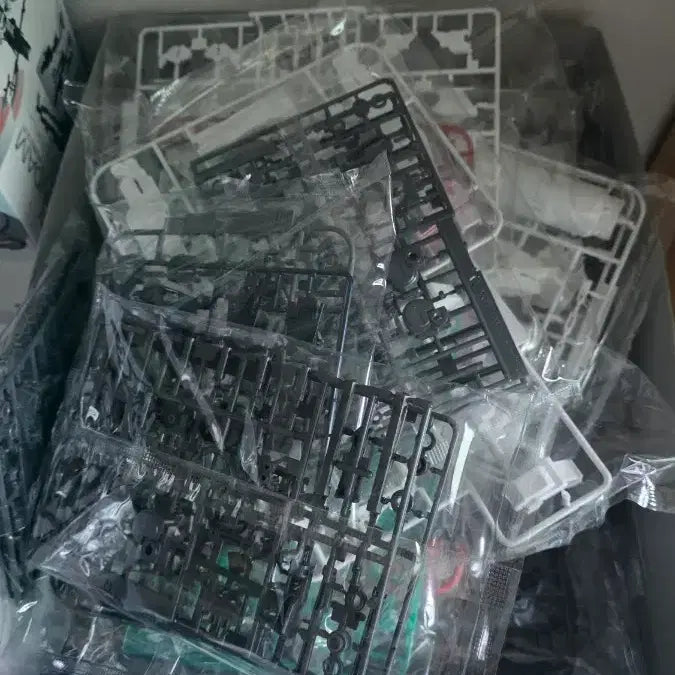 [BUNJANG] Unicorn Gundam Full Armor Ver. Model Kit / 유니콘 건담 풀아머