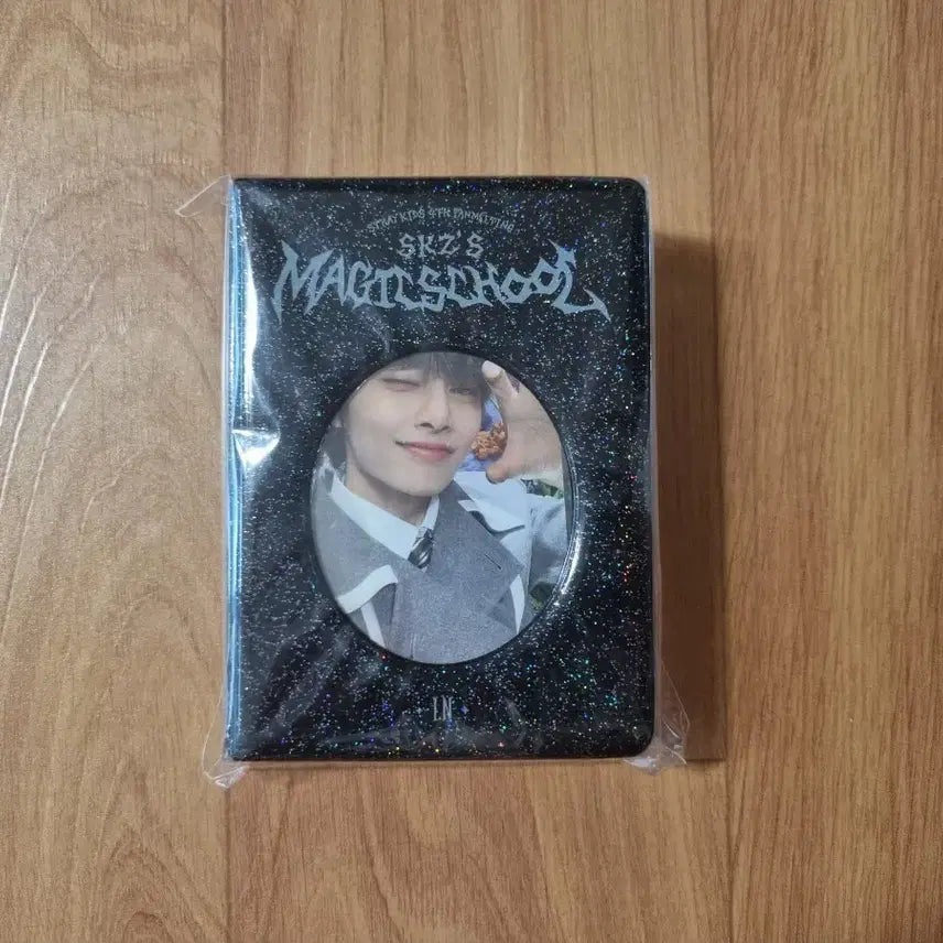 [BUNJANG] Stray Kids I.N Magic School Collect Book (Sealed) / 스트레이키즈 매직스쿨 아이엔 콜렉트북 (미개봉)