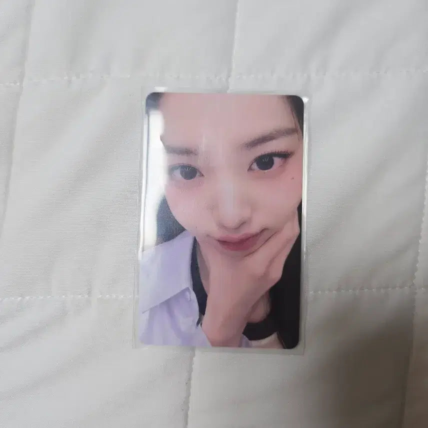 [BUNJANG] IVE Wonyoung Close-up Photocard / 아이브 장원영 얼빡
