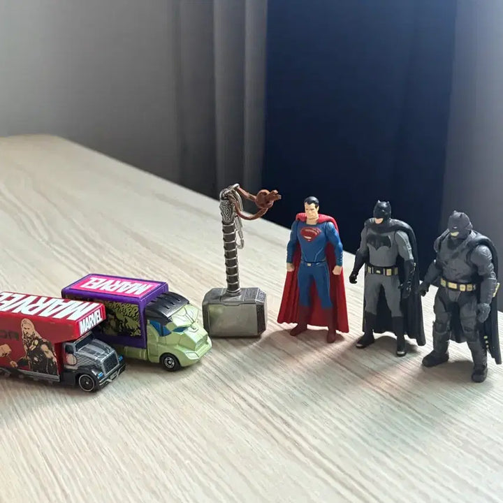 [BUNJANG] Marvel Heroes Figure Set (3 Types) / 마블 히어로 피규어 세트 3종