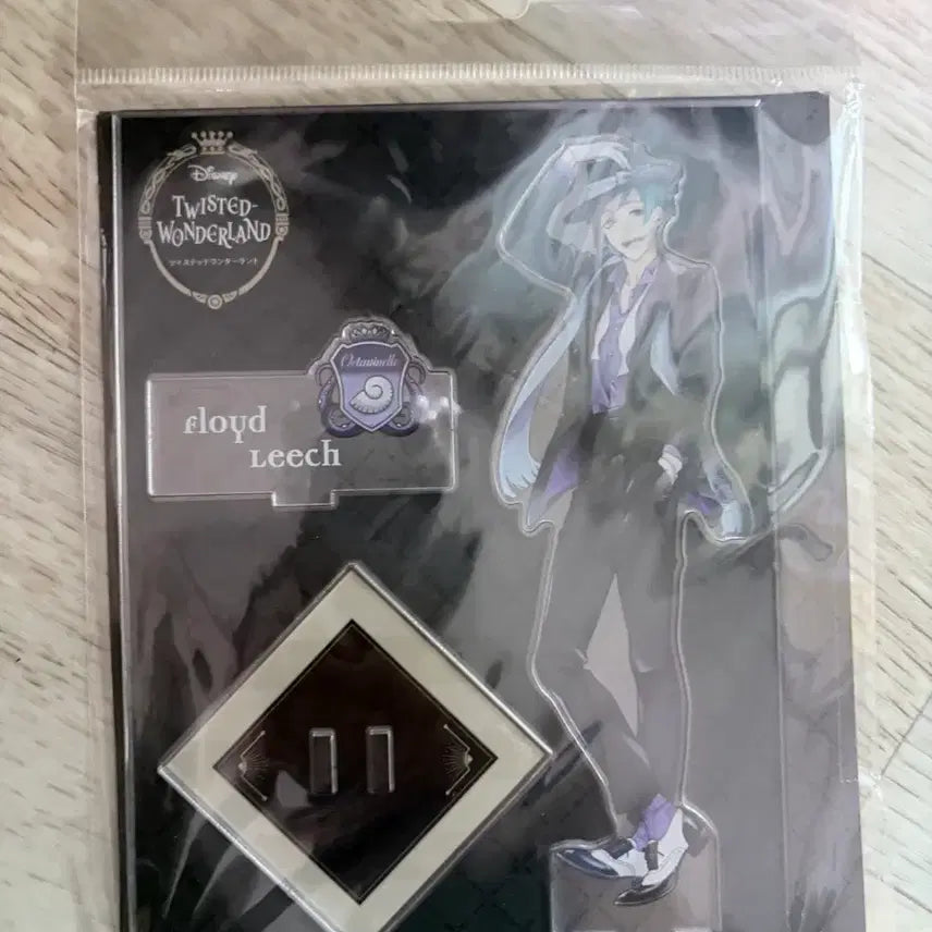 [BUNJANG] Twisted Wonderland Dorm Uniform Floyd Acrylic Stand / 트위스테 기숙사복 아크릴스탠드 플로이드
