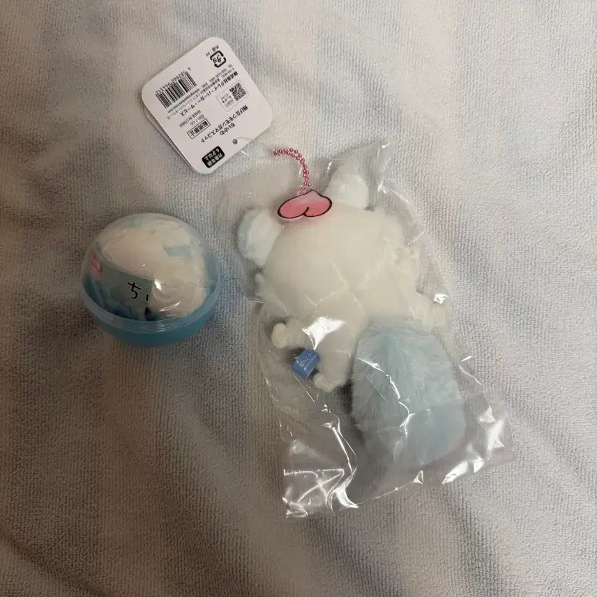 [BUNJANG] Chiikawa Momonga Flying Plush + Clip Plush Set / 치이카와 _ 날아오르는 모몽가 + 클립 인형 모몽가