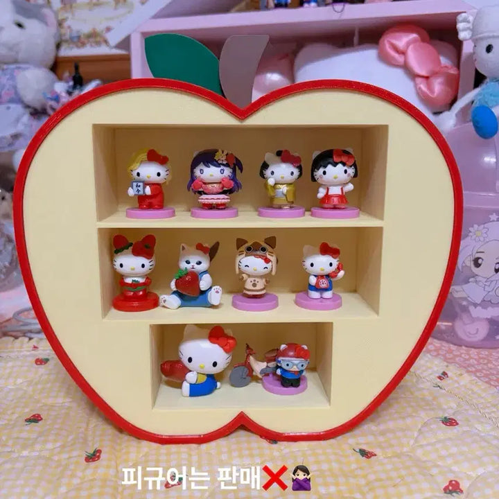 [BUNJANG] Vintage Apple Shape Mini Display Shelf for Figures / 빈티지 사과 모양 미니 피규어 진열장