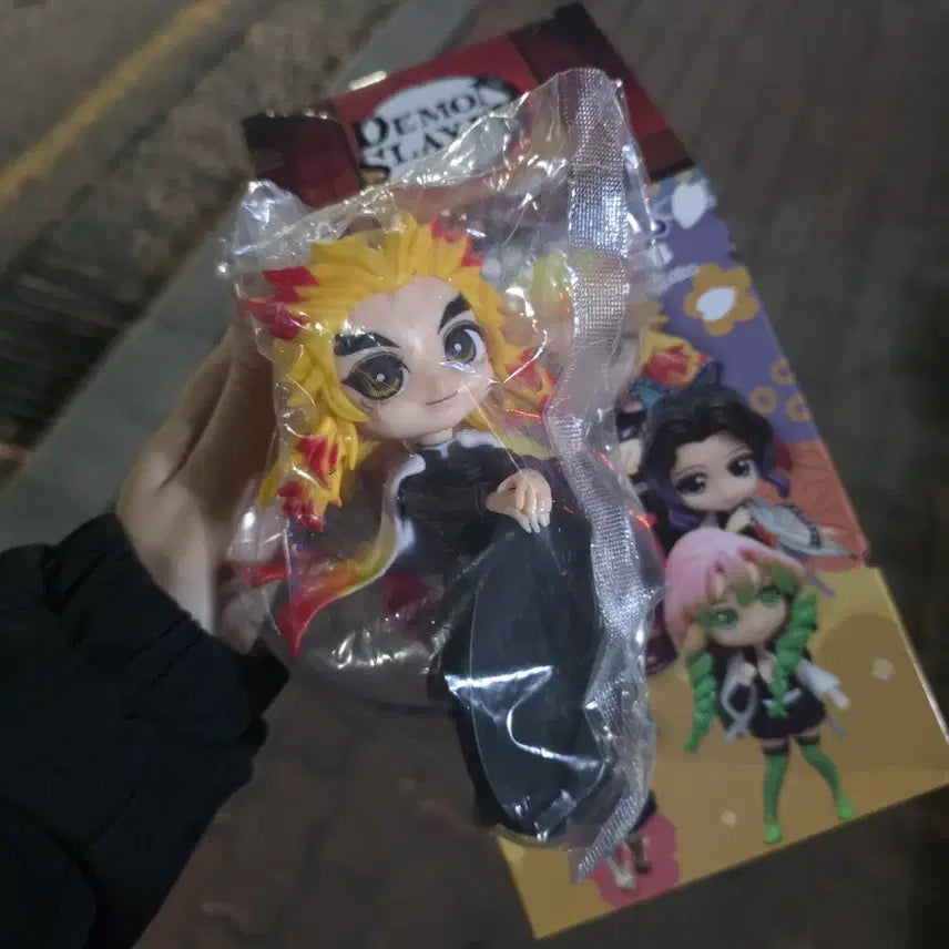 [BUNJANG] Kyojuro Rengoku Figure / 귀멸의 칼날 렌고쿠 피규어