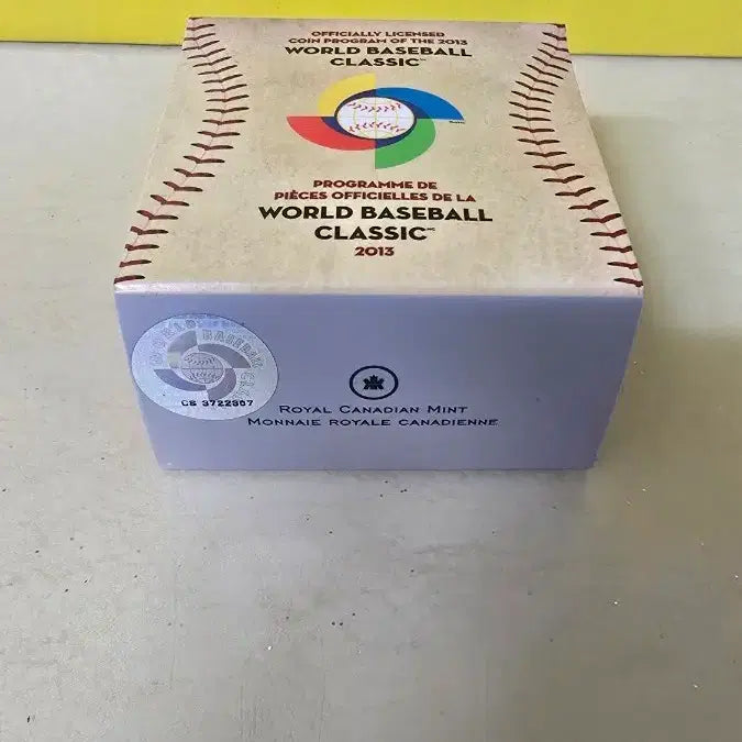[BUNJANG] 2013 Canada World Baseball Classic Official Commemorative Silver Coin - "Hitter" Version / 2013년 캐나다조폐국 발행한(월드 베이스볼 클래식)공식기념은화