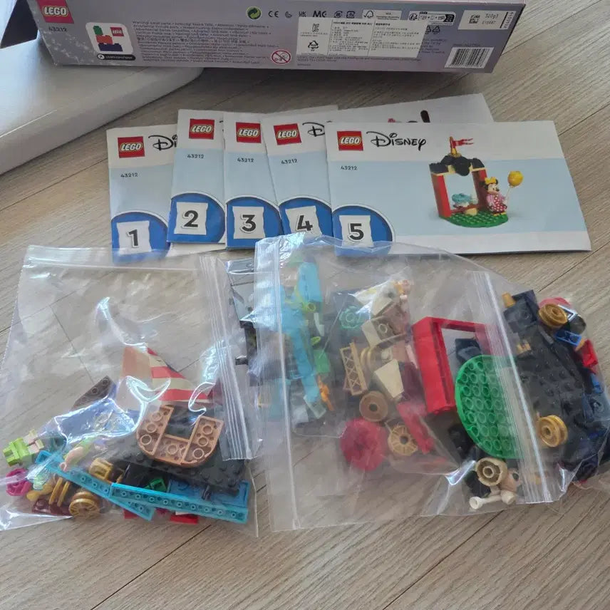 [BUNJANG] Lego Disney Celebration Train 43212 / 레고 디즈니 축하행사 열차 43212