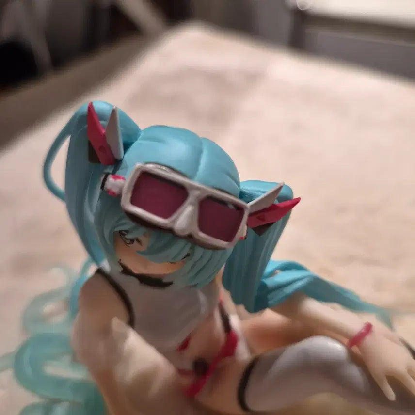 [BUNJANG] Hatsune Miku Figure / 하츠네미쿠 피규어