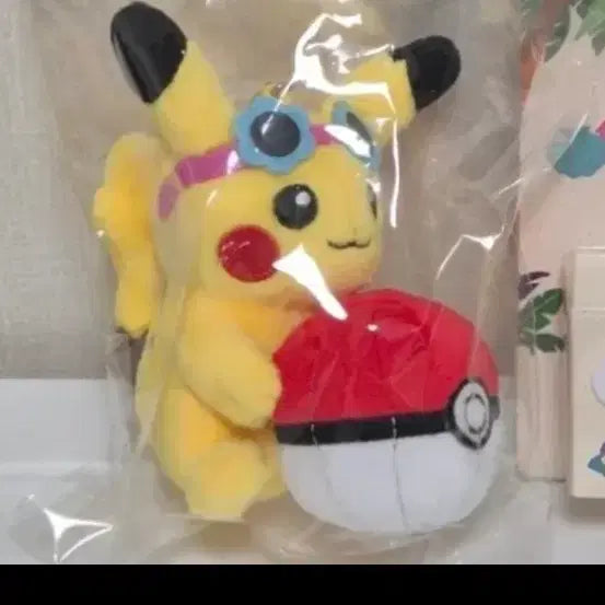 [BUNJANG] Pokemon Pikachu Figure Set Summer Ball Play 2 Types / 포켓몬 인형 키링 여름 공놀이 피카츄