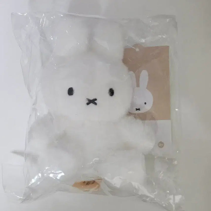 [BUNJANG] Miffy Doll / 메가박스 미피 인형 양도