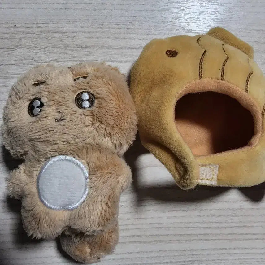 [BUNJANG] Bear Plush with Bungeoppang Hat Set / 뽀송텬