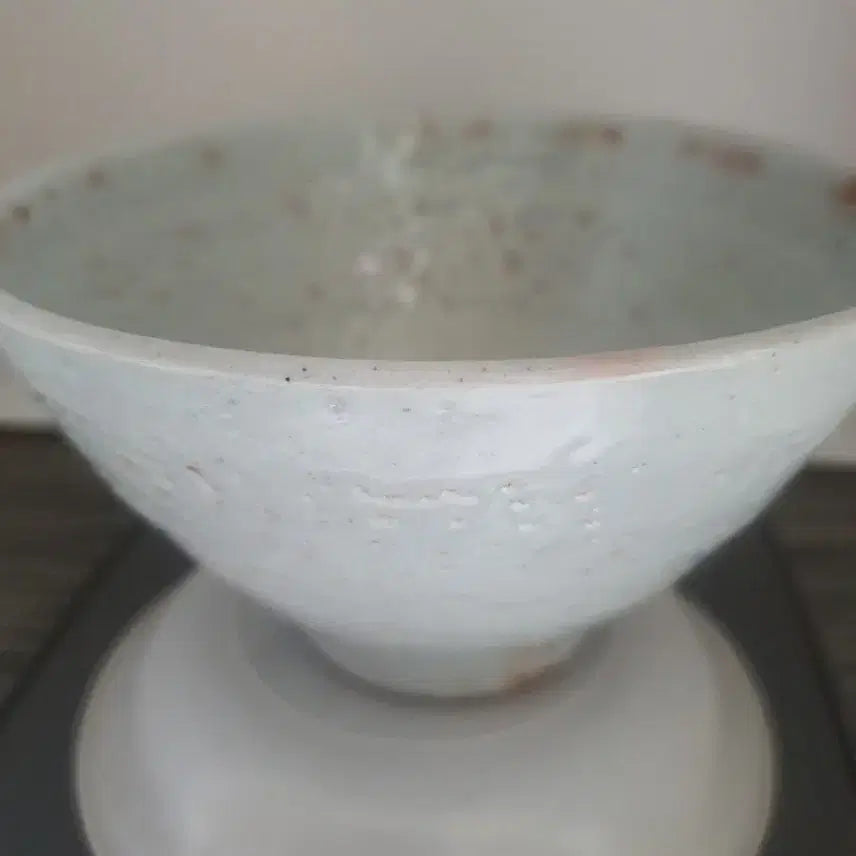 [BUNJANG] Joseon Dynasty Celadon Crackle Glaze Tea Bowl / 조선백자빙렬류다완