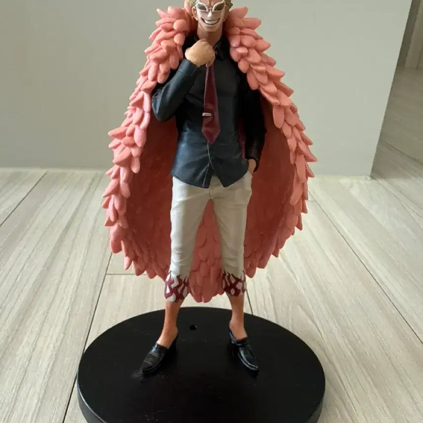 [BUNJANG] One Piece Donquixote Doflamingo Figure / 원피스 돈키호테 도플라밍고 피규어