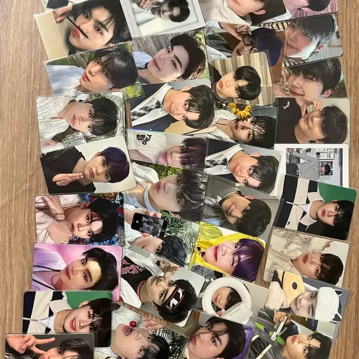 [BUNJANG] ZEROBASEONE Park Gunwook "Geonini" Lightstick Photocard Bundle Set / 제로베이스원 박건욱 응원봉 거니니 포토카드 일괄판매