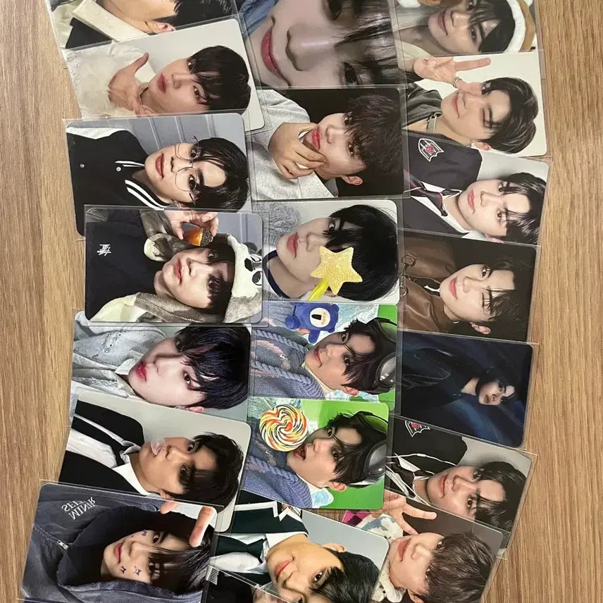 [BUNJANG] ZEROBASEONE Park Gunwook "Geonini" Lightstick Photocard Bundle Set / 제로베이스원 박건욱 응원봉 거니니 포토카드 일괄판매