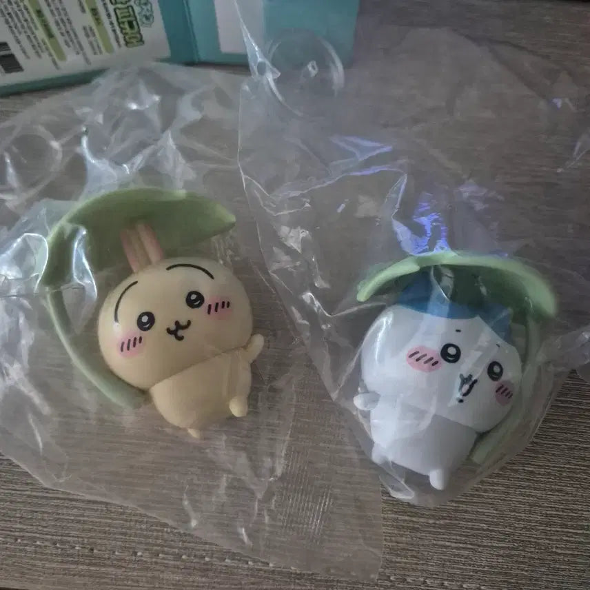 [BUNJANG] Chikawa Umbrella Figure / 롯데시네마 치이카와 우산 피규어