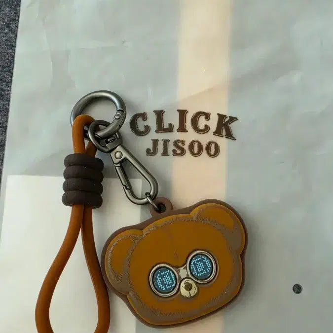 [BUNJANG] BLACKPINK JISOO Click Pop-up Bear Keychain / 지수 클릭 팝업 베어 키링 키체인 양도 블랙핑크 BLACKPINK JISOO