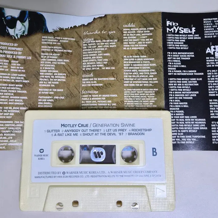 [BUNJANG] Mötley Crüe Generation Swine Cassette Tape (Unsealed) / 머틀리 크루 - Generation Swine (개봉 카세트테이프)