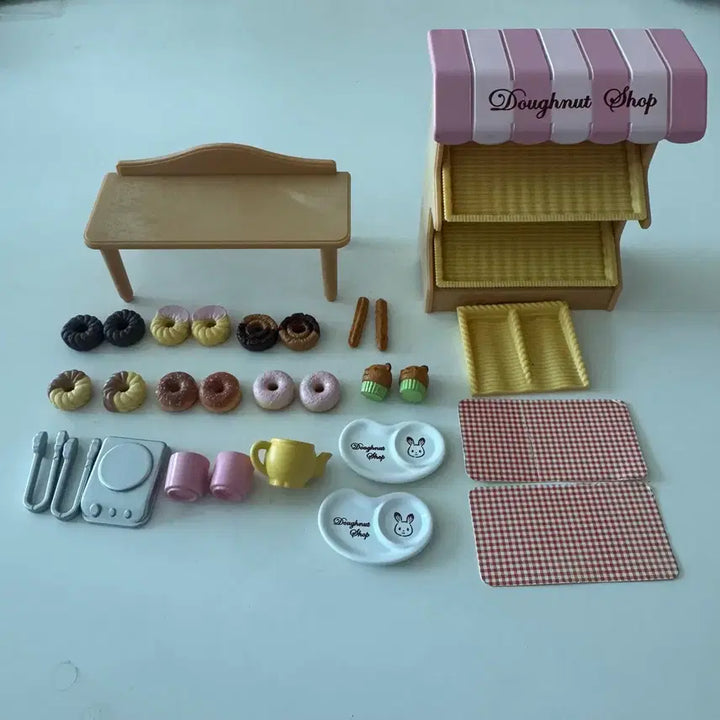 [BUNJANG] Discontinued Old Sylvanian Families Donut Shop / 단종)올드)실바니안 도넛 가게
