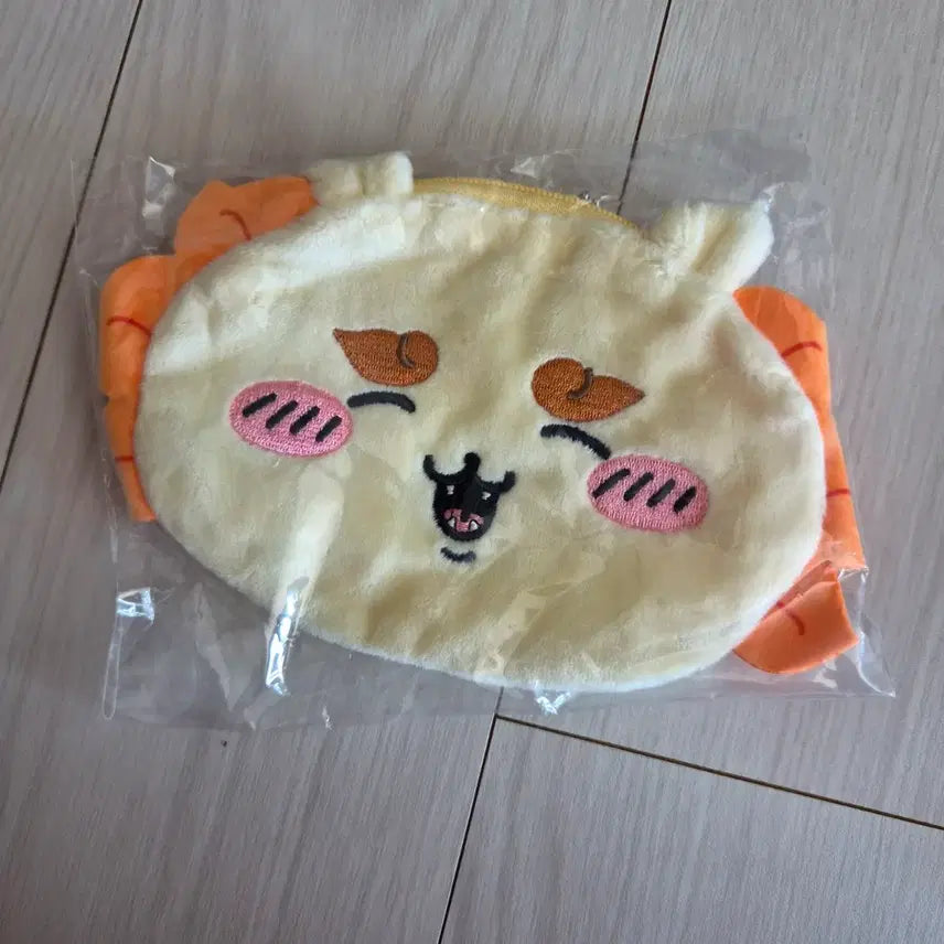 [BUNJANG] Chiikawa Shisa Face Pouch / 치이카와 시사 얼굴 파우치